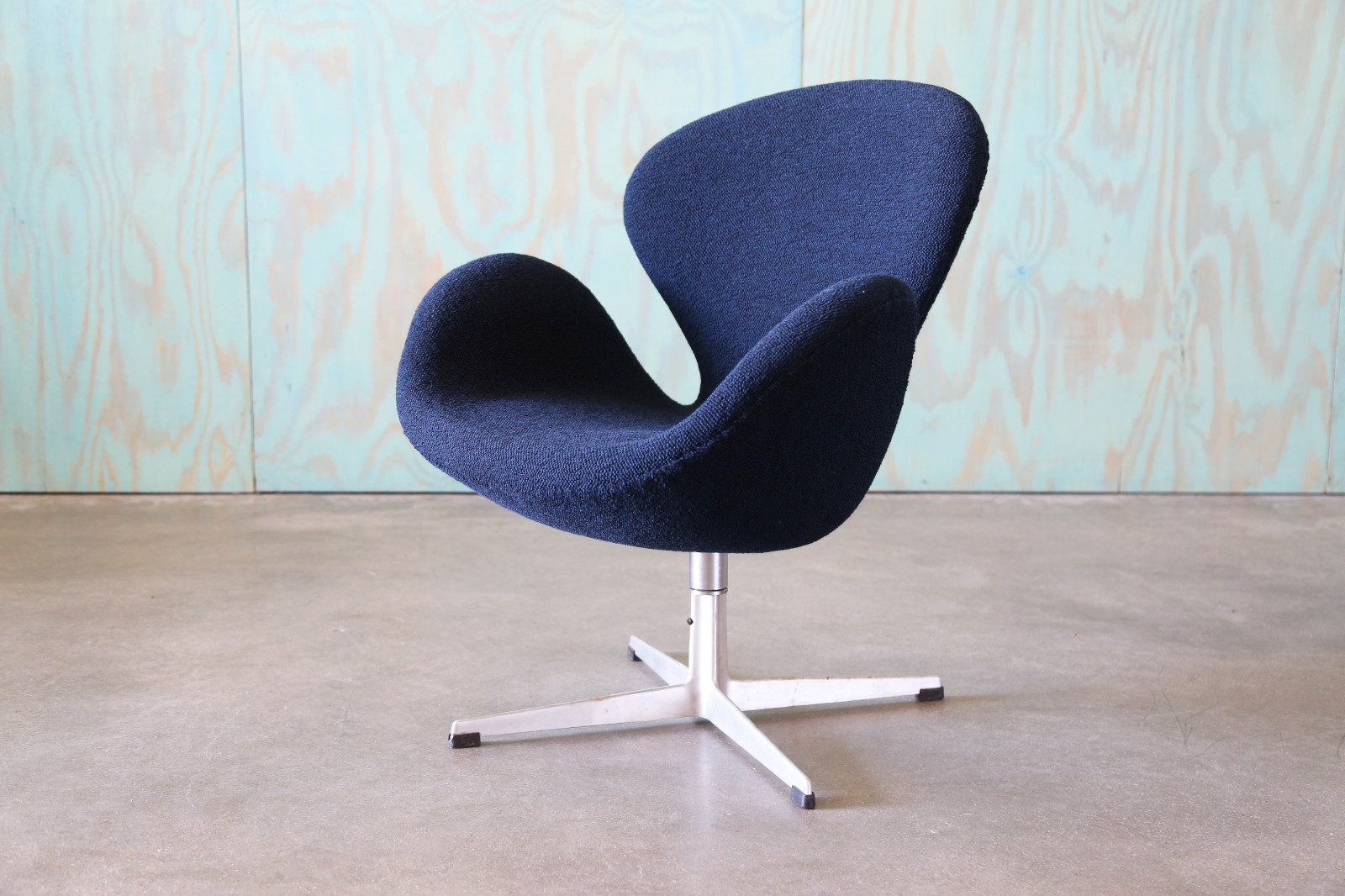 Navy Blue Swan Chair Arne Jacobsen for Fritz Hansen Danish Modern swivel & rock