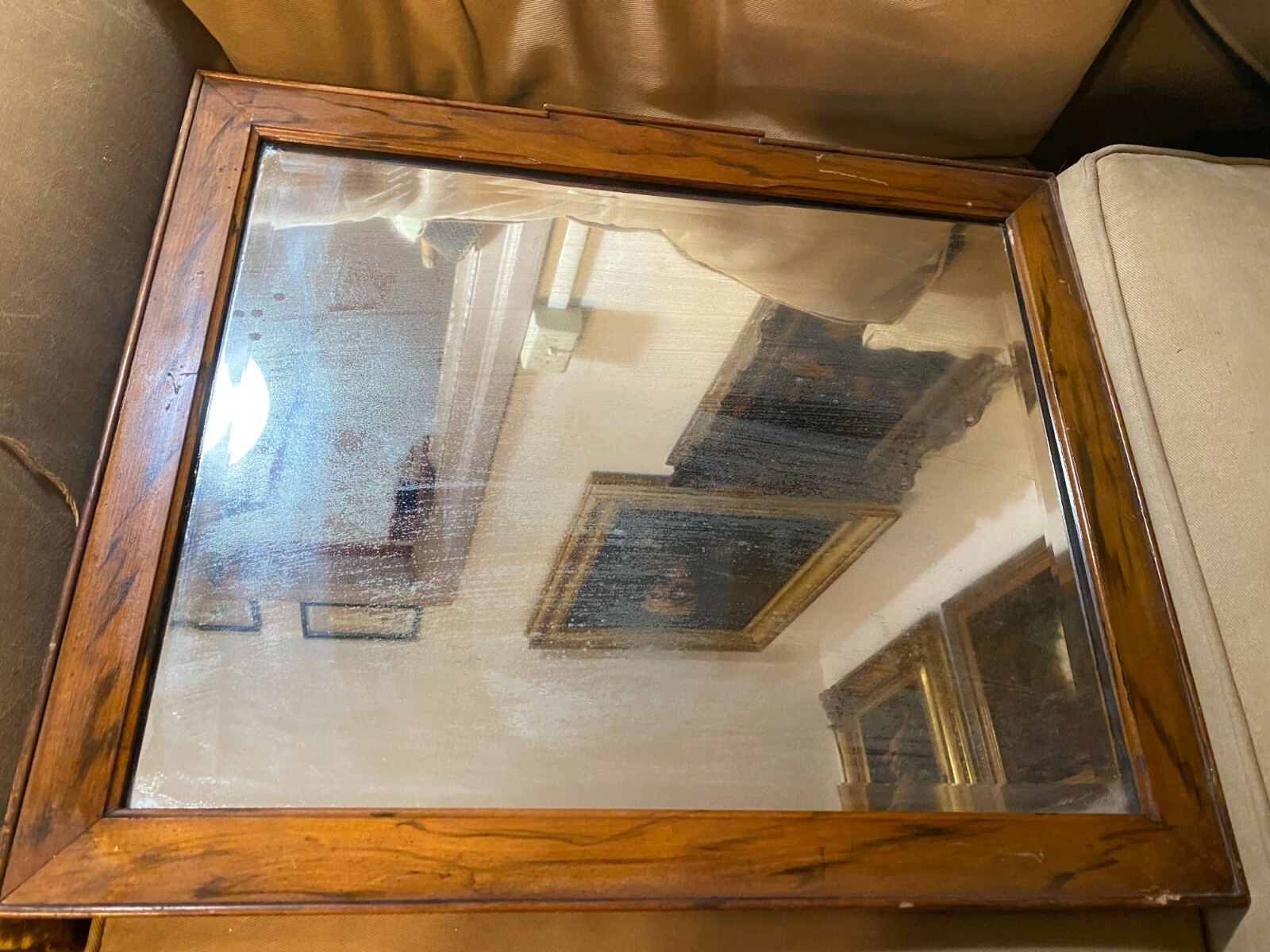 Antique Rectangular Wood Framed Mirror -18.75″ Tall x 22.75″ Wide x 1.0″ Deep