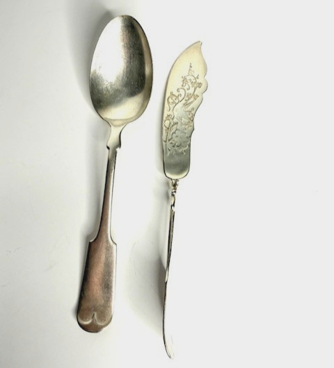 Large Silverplate Spoon and Twisted Handle Butter Knife – Fiddle Back Pattern
