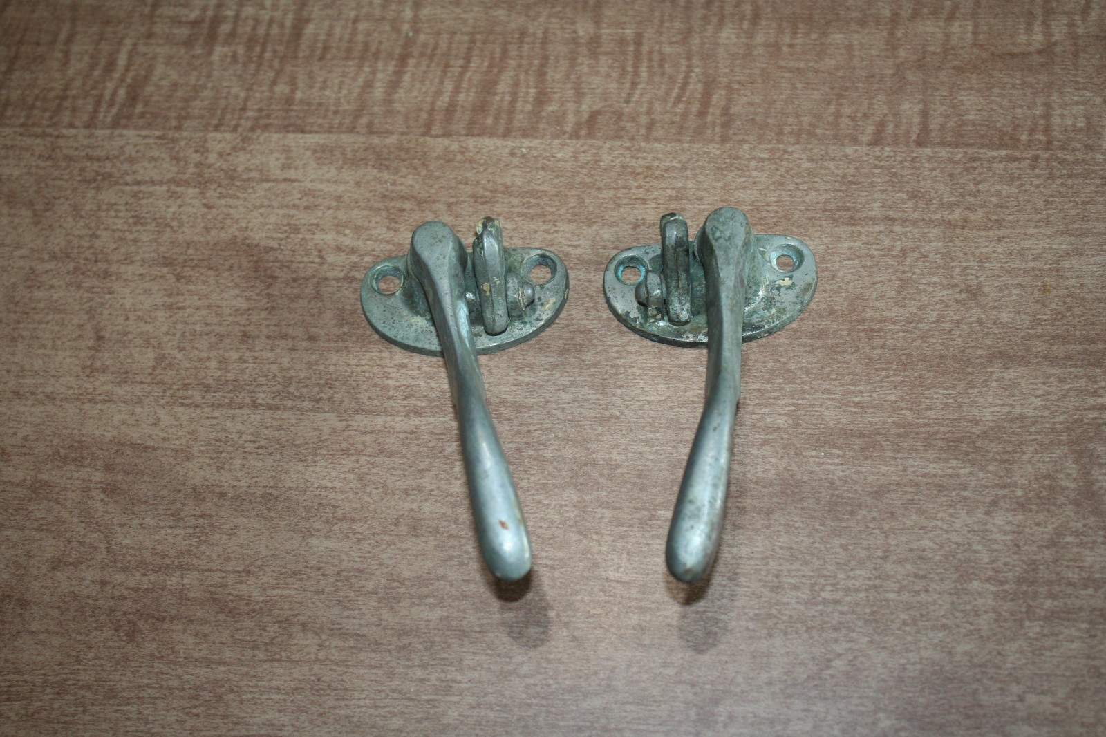 Lot Of 2 Vintage Ice Lox Latches Left Right Not Attracted To A Magnet See Pix!!