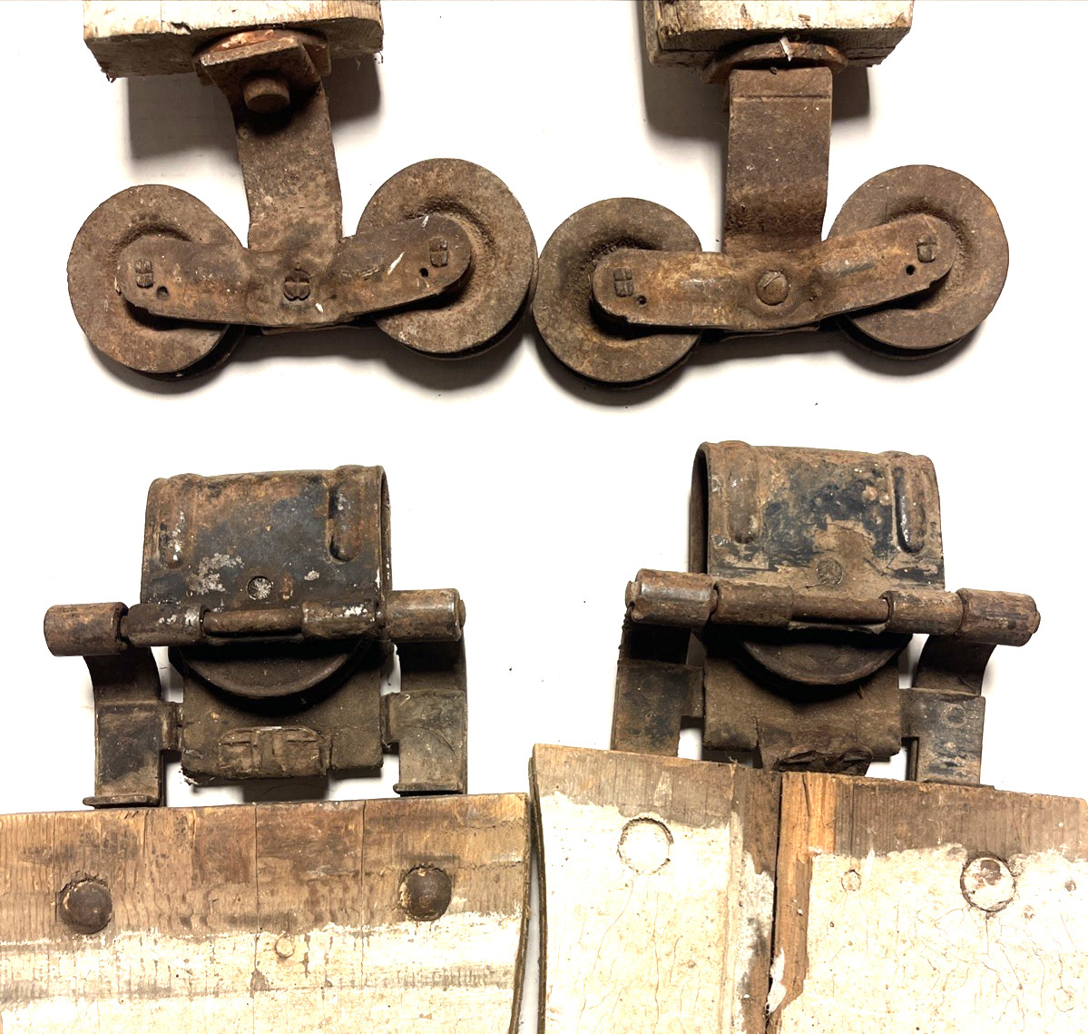 Primitive Barn Door Hardware Rollers