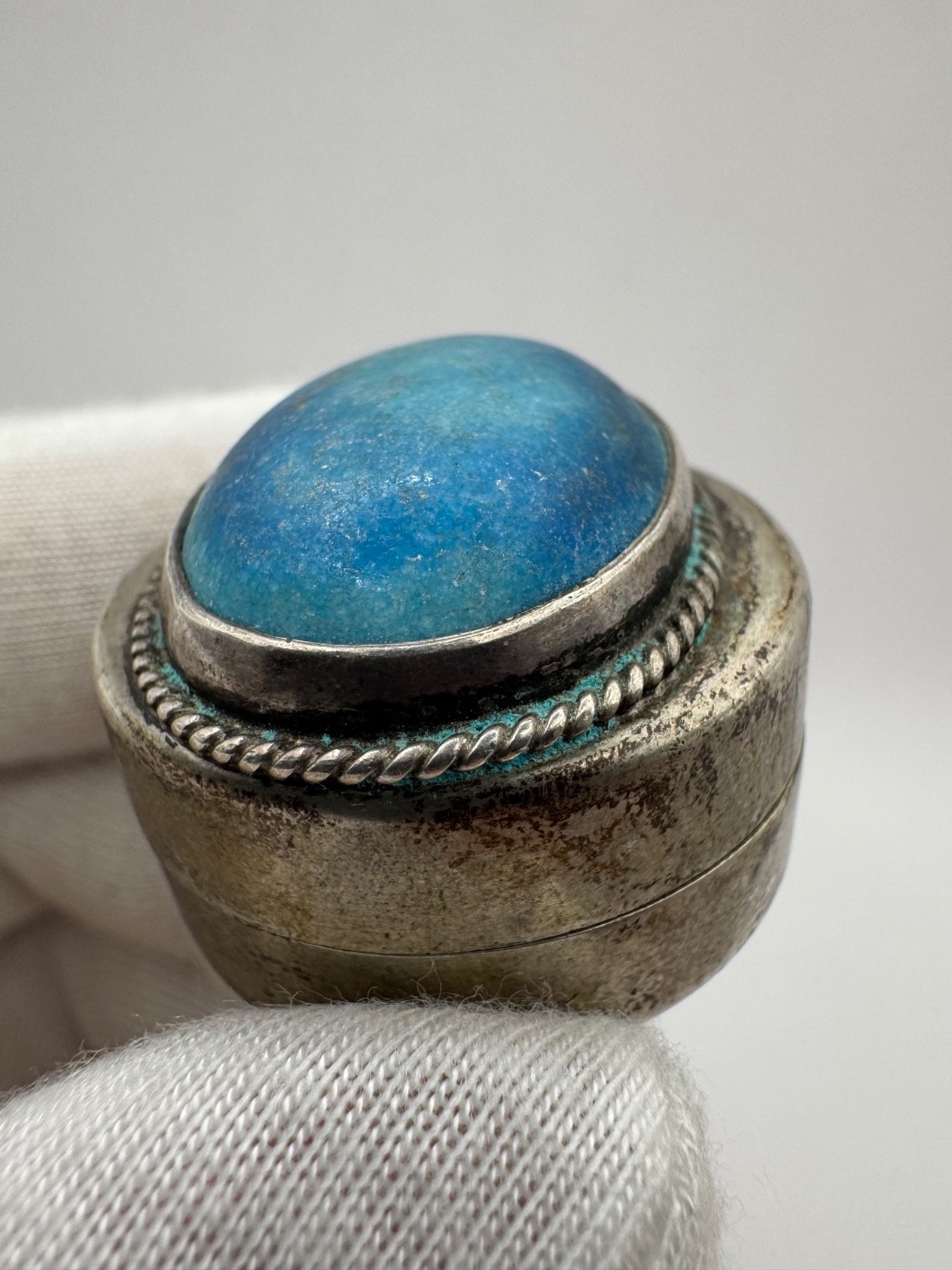 Vintage 925 Sterling Silver Pill Box with Blue Stone – 26.96g – Rare