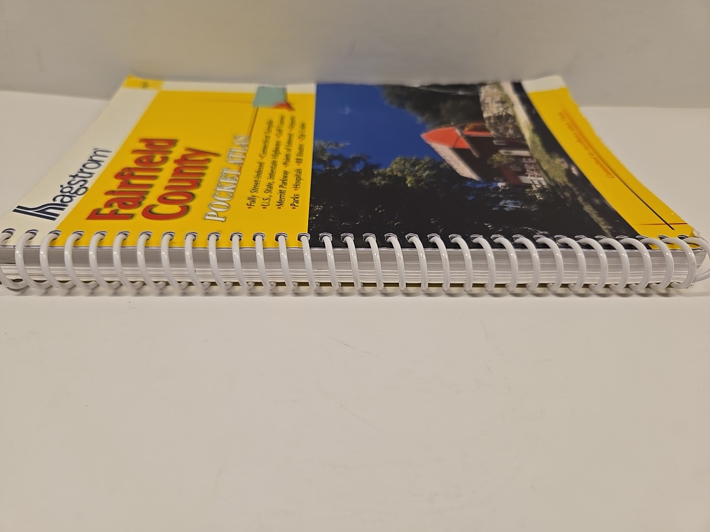 Hagstrom Fairfield County Spiral Bound Pocket Atlas 2004 Edition