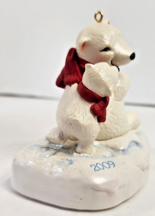HALLMARK KEEPSAKE “SNOW” ONE LIKE YOU MAGIC ORNAMENT 2009 WORKS POLAR BEAR