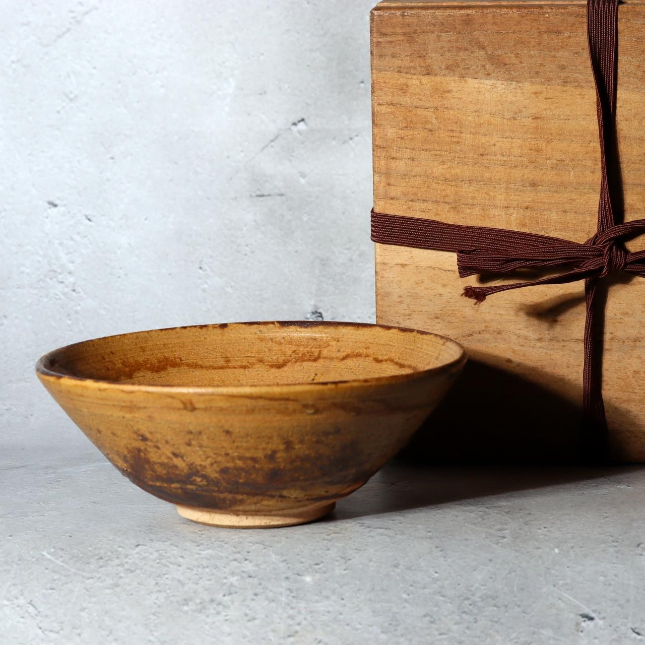 Vintage Japanese Iraho Tea Bowl Chawan – Modern Artisan Signed – Earthy Coarse