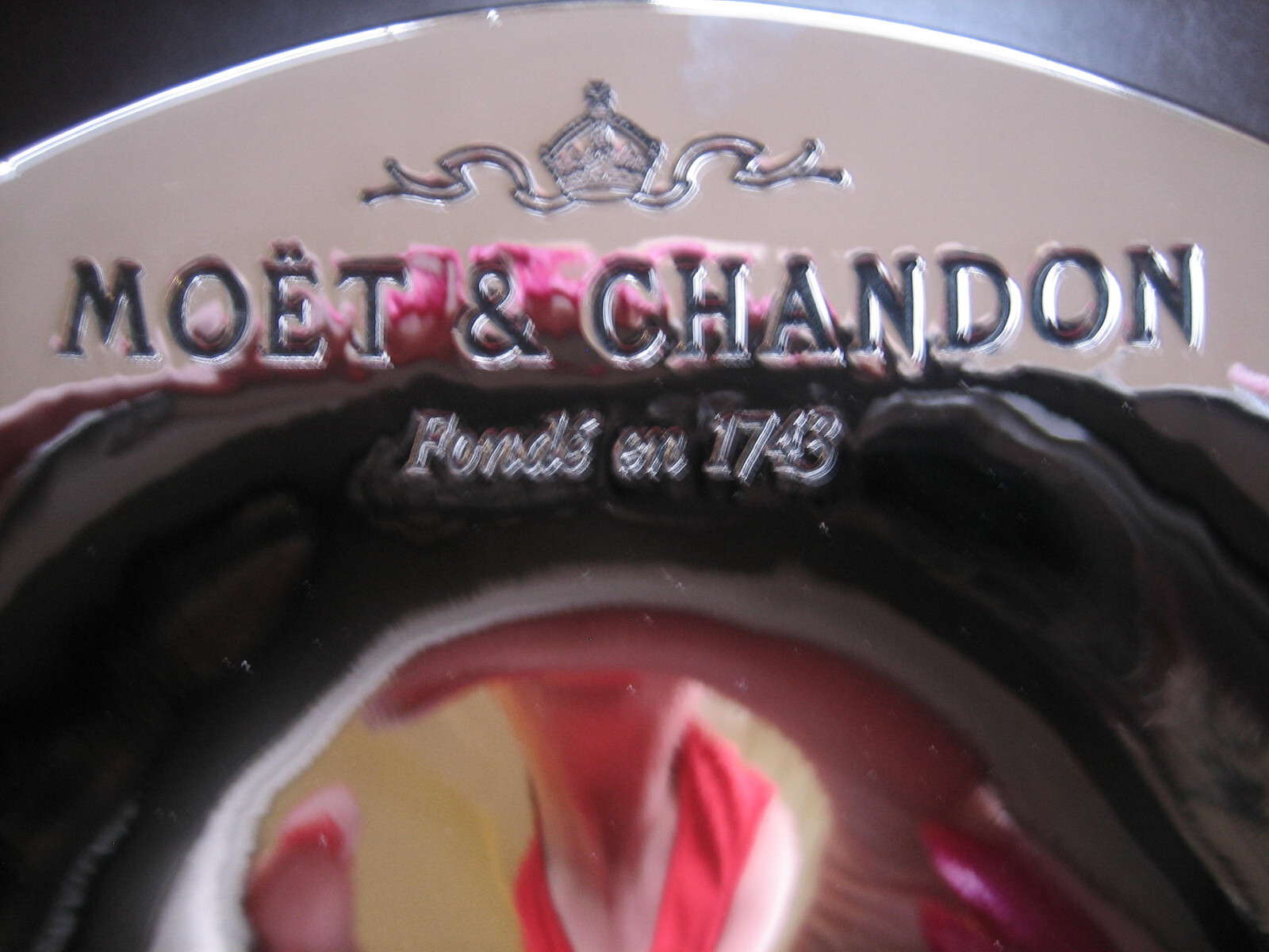 Moet Chandon Champagne Cigar Ashtray Rare 1990s Strawberry Dish Unused Stored