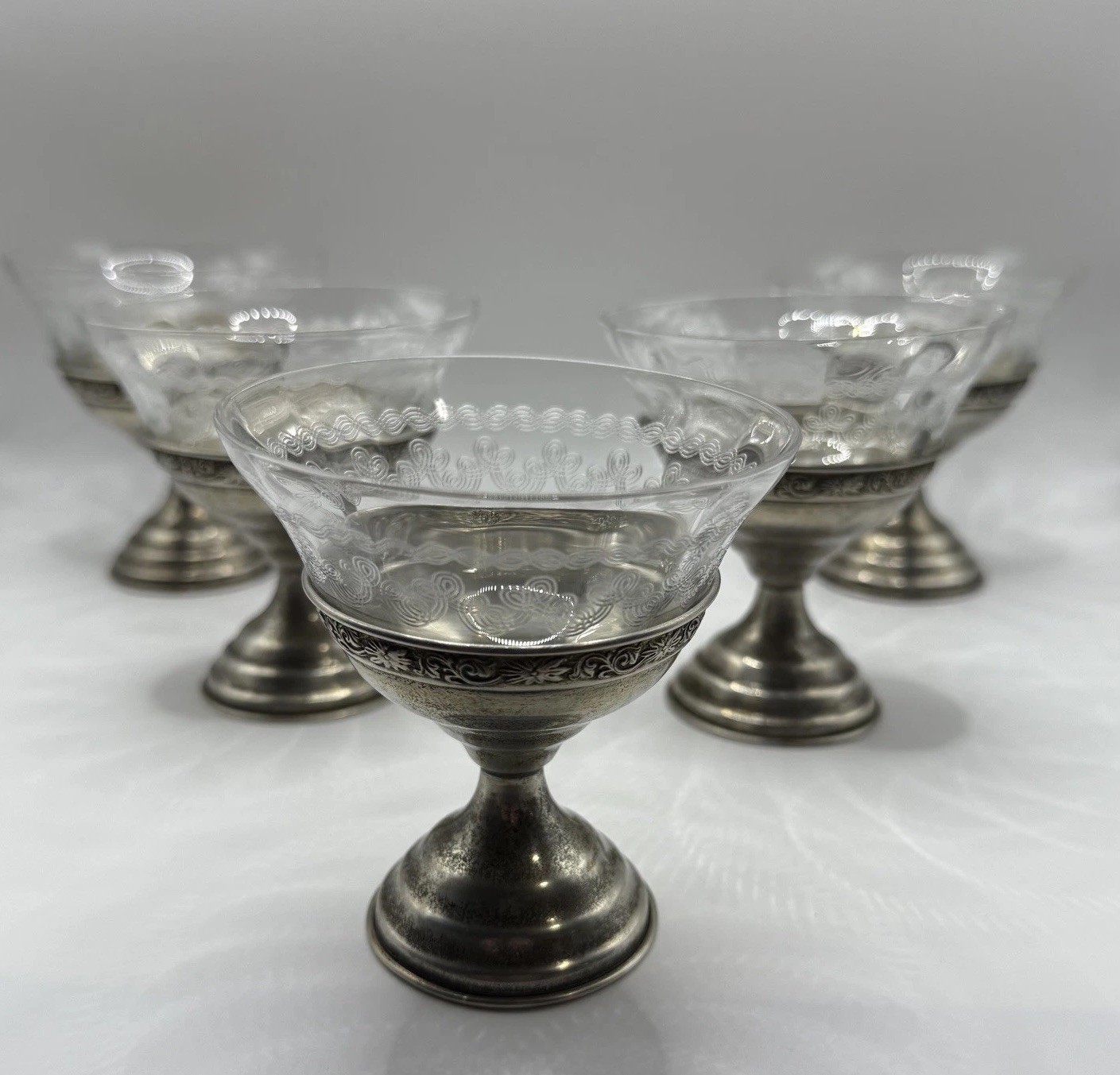 ANTIQUE SET OF 5 SHERBET DESSERT CUPS WITH REMOVABLE STERLING BASES 90.8 GRAMS
