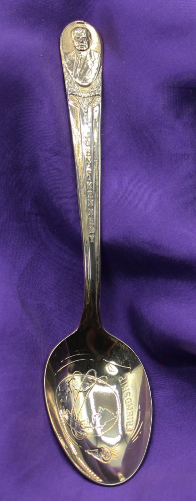 VINTAGE 1970’s Wm. ROGERS MFG. JOHN F. KENNEDY & FRIENDSHIP 7 SILVERPLATED SPOON