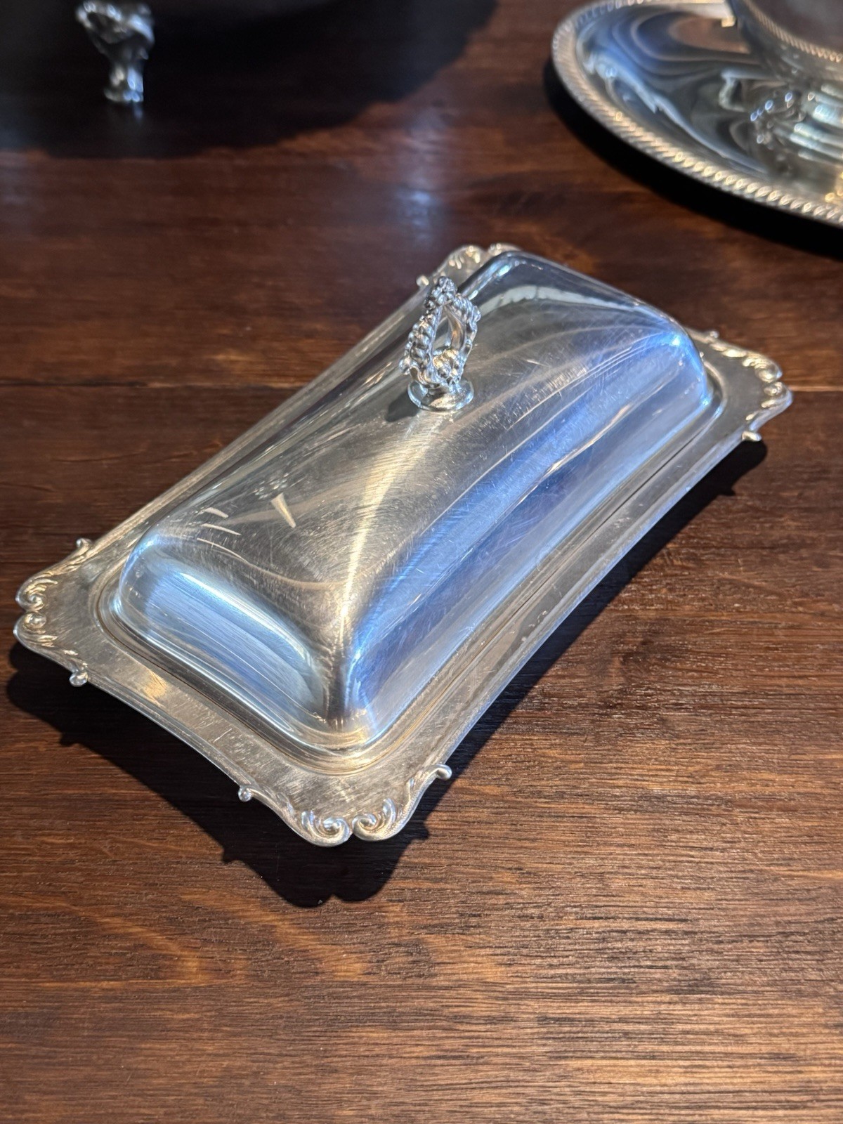 Silverplate Butter Dish Glass Insert Covered 7.5” Crescent International Silver