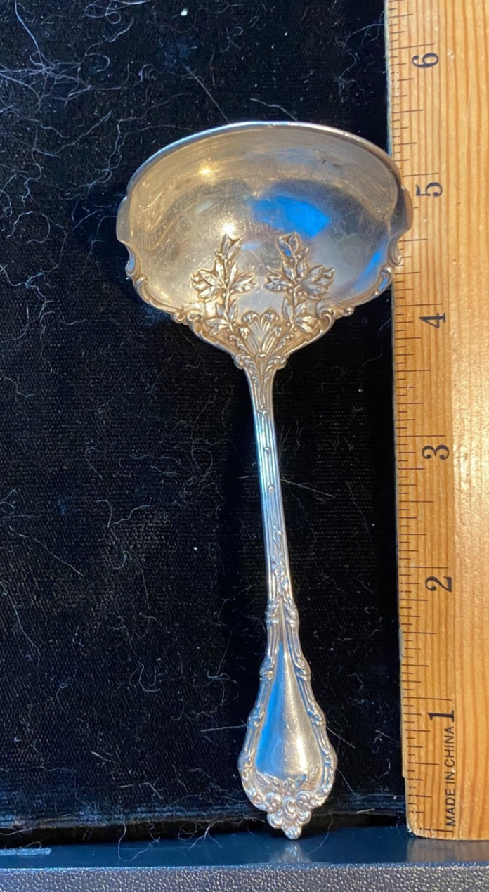Madame Royale By Durgin Sterling Silver Sauce Ladle 5 3/8″ NOT MONOGRAMMED 1892
