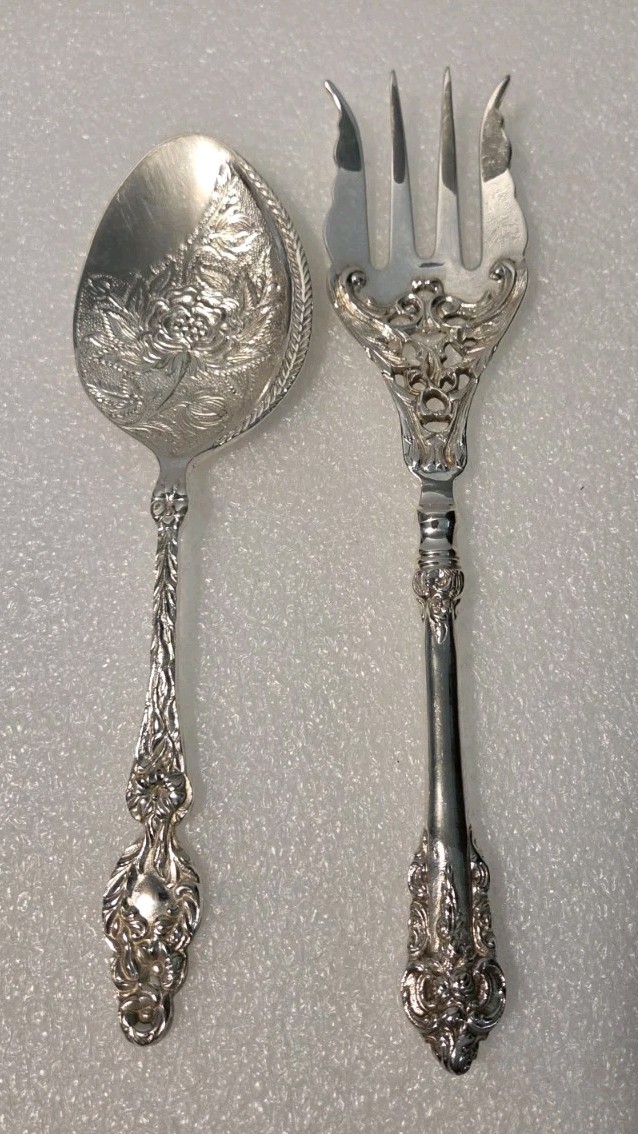 2 Vintage Ornate Silverplate William Rogers Mixed Serving Utensils Spoon Fork