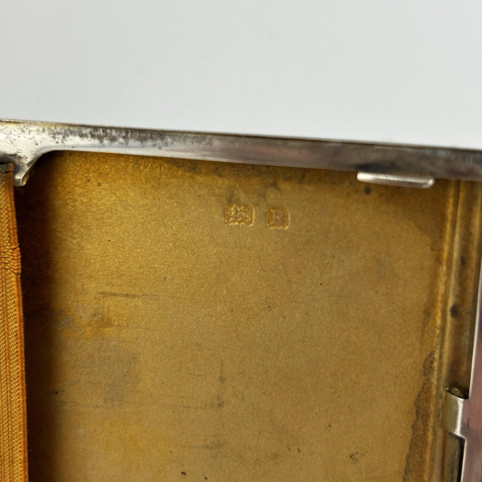 George VI Solid Sterling Silver Cigarette Case – Mappin & Webb – 1941 – 178g