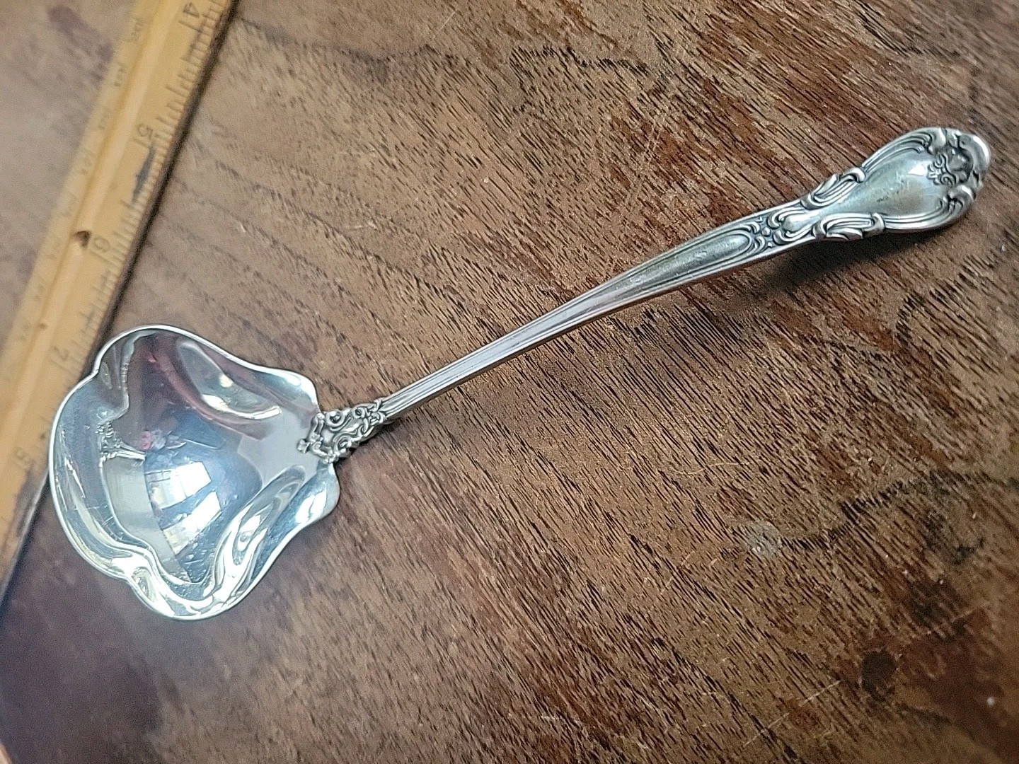 Vintage GORHAM Sterling Silver CHANTILLY 5.5″ Cream Sauce Ladle NO MONO – 31.1 g