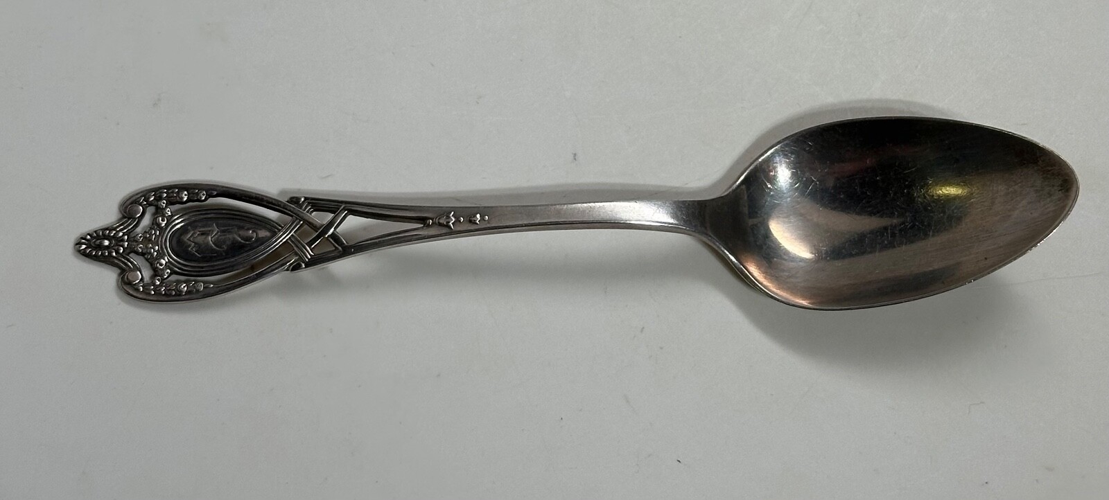 Rogers, Lunt & Bowlin – Monticello Sterling Silver Flatware 5 3/4″ Teaspoon 1 pc