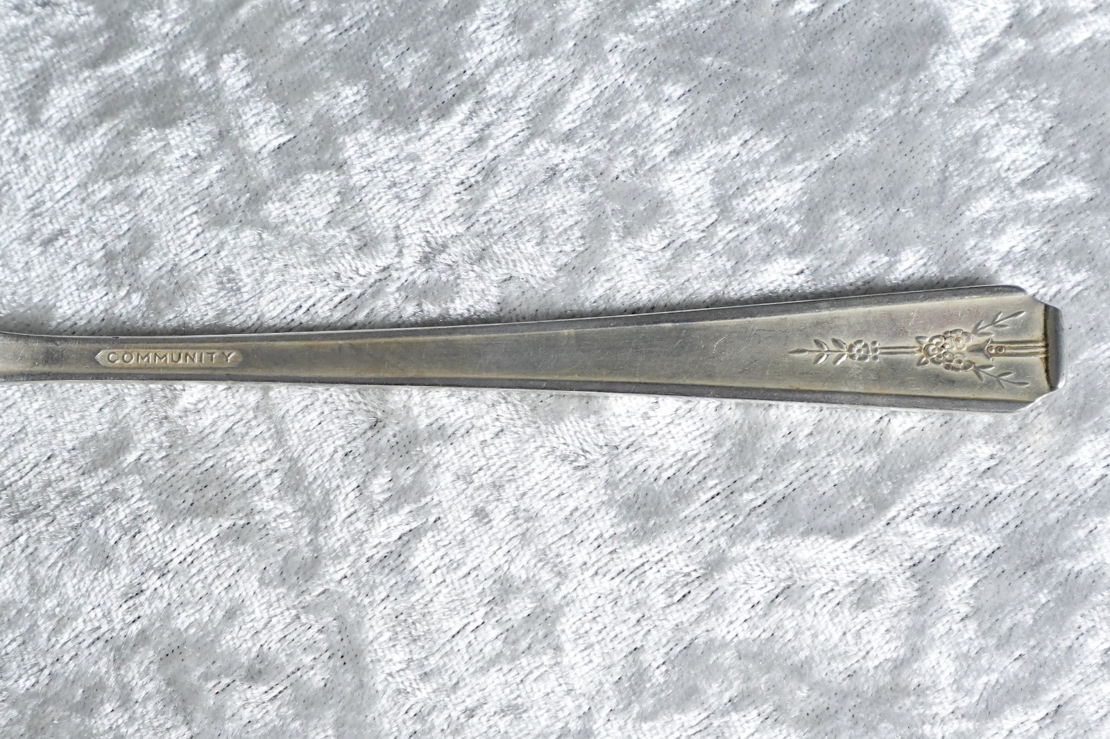 41 Pieces ‘MILADY’ Pattern Silver Plate Flatware By Oneida Marked ‘Community’