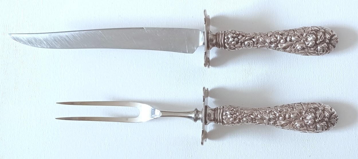 2-Piece Stieff ROSE Repousse Sterling Silver Med. Roast Carving Set, 243 grams