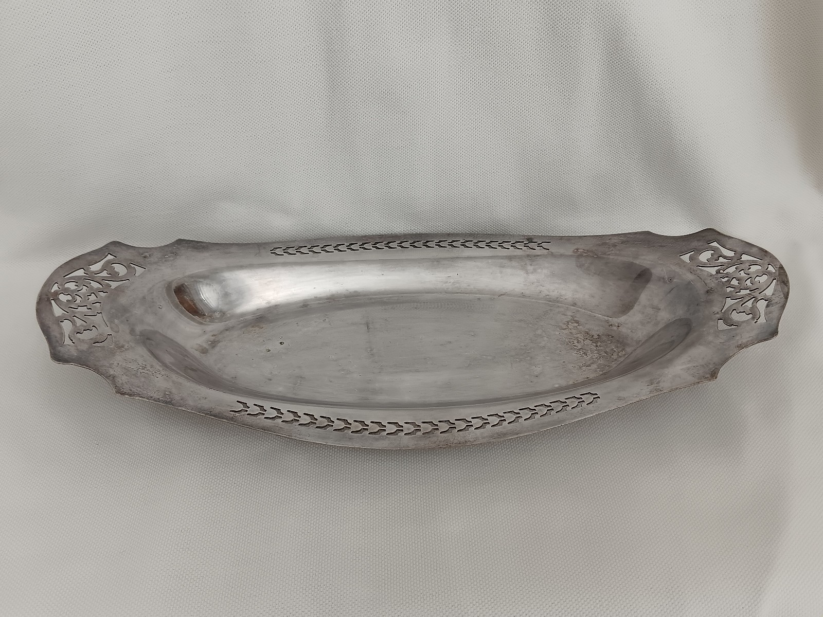 Vintage MCM Silver Plated EPNS Oval Reticulated Fruit / Bread Basket / Tray