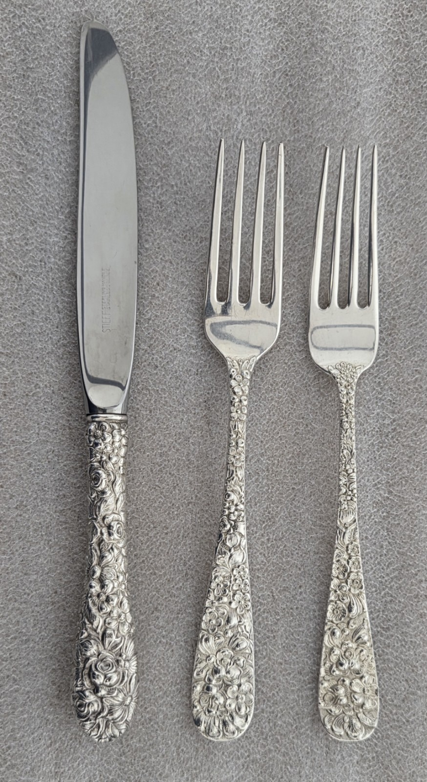 Stieff Sterling Silver Repousse 2-Dinner Forks 7-1/4” No Mono 1- 9″ Dinner Knife
