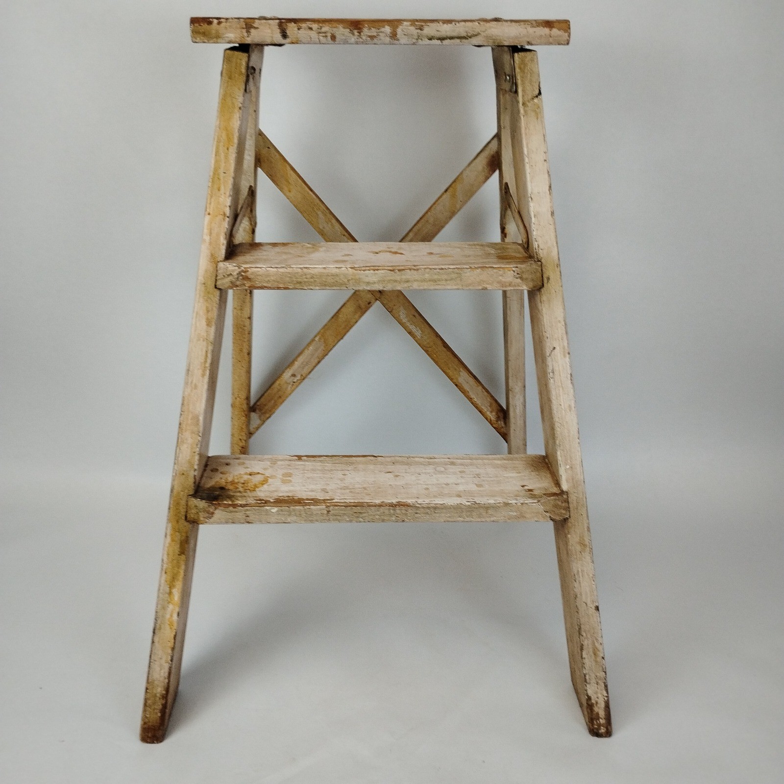 Vintage Wooden 3 Step Stool Ladder Rustic Farmhouse Plant Stand White 22″ Prop