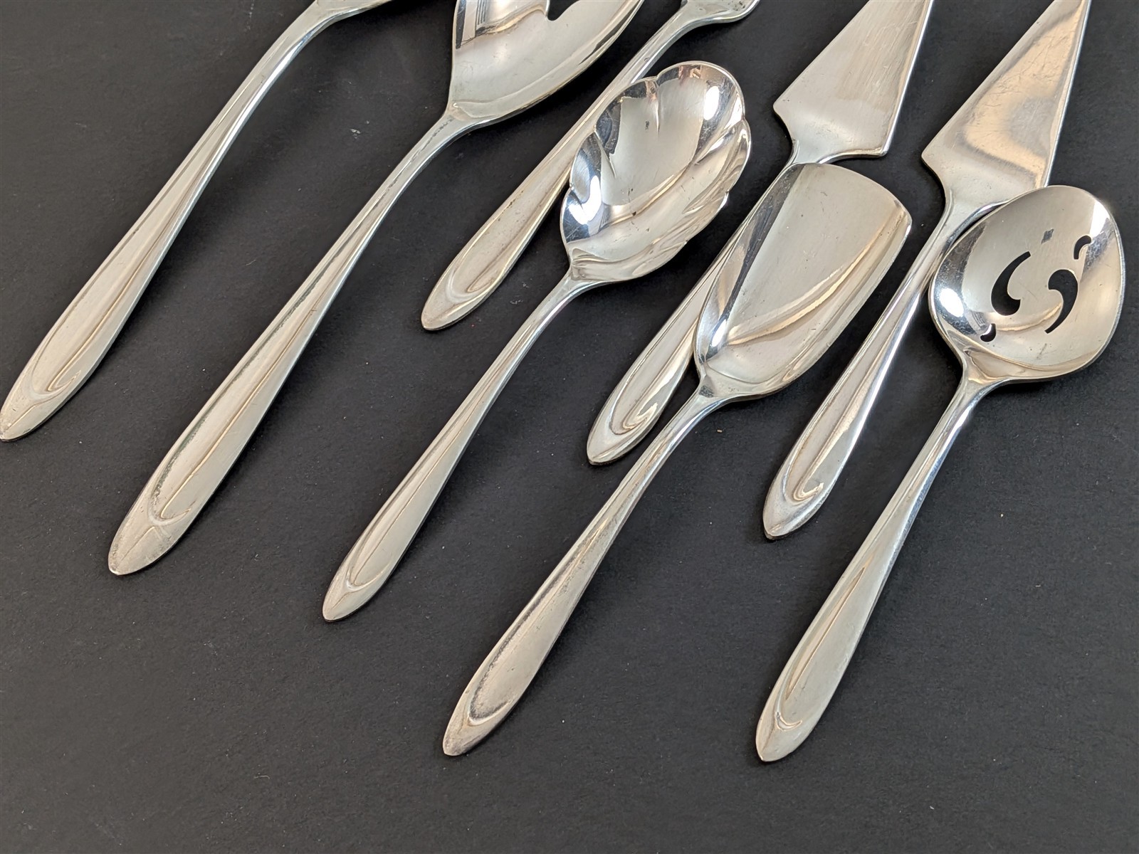 Meriden FIRST LADY 8 Pc Serving Set Condiment Utensils Hostess Silverplate 1950