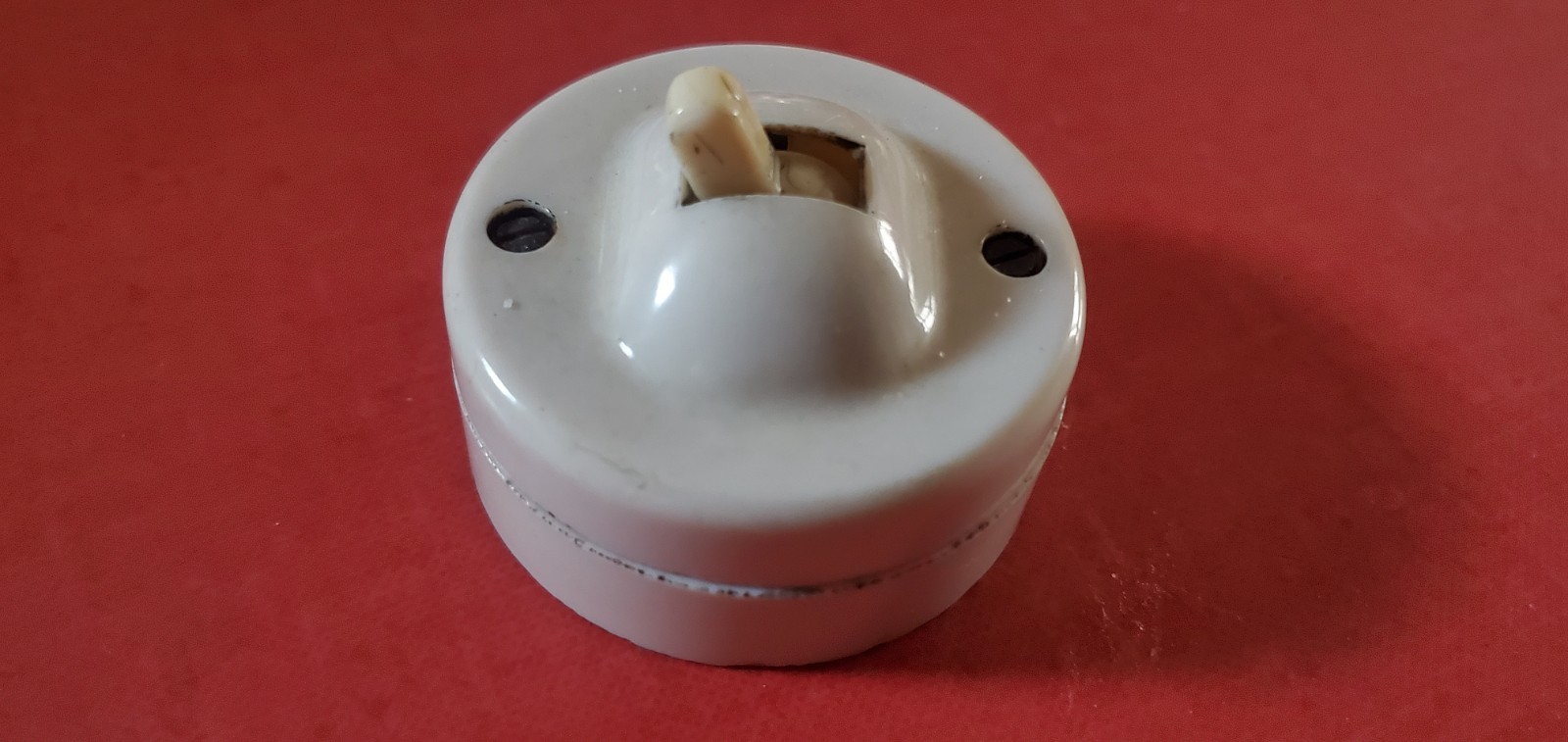 Vintage 1930s WG White Dolly Light Switch