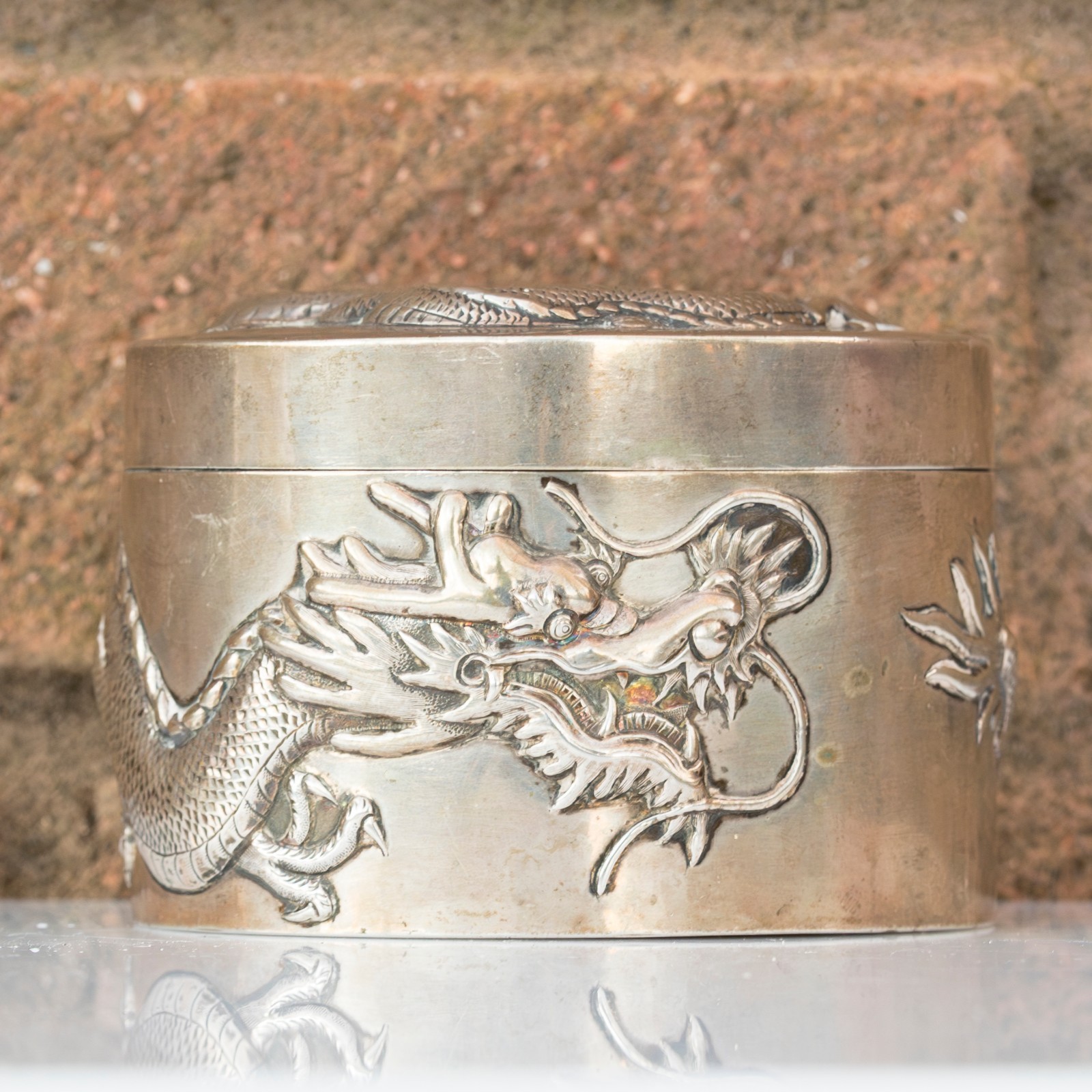 Chinese Dragon Solid Silver Box Cover Canton Qing Marked SF Sing Fat Late 19th C