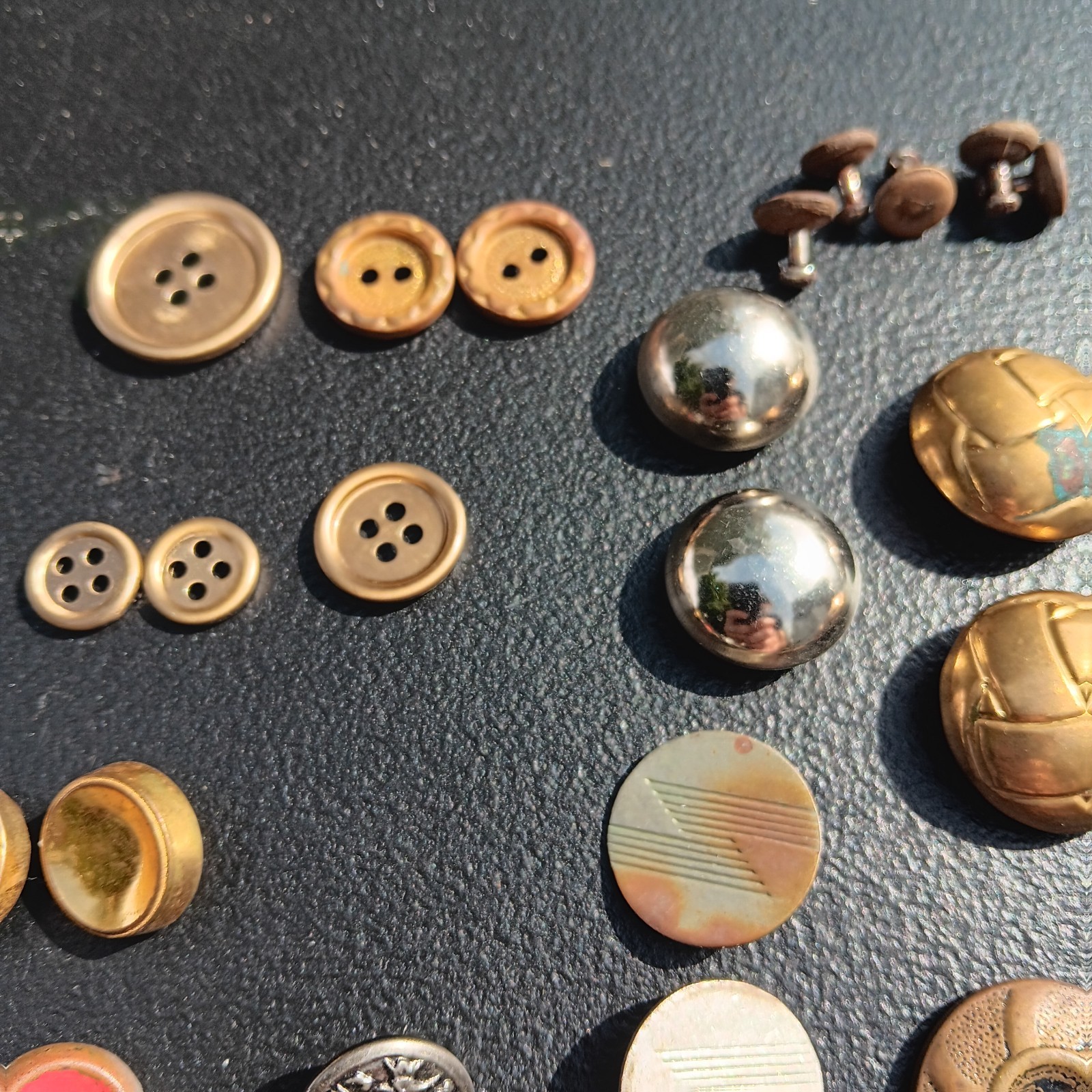 Mixed lot of 55+ VTG & Antique Metal Buttons ~ Unsearched 1800’s sets
