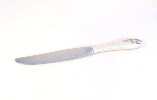 Lily of the Valley by Gorham Sterling Lunch Knife-8 7/8″