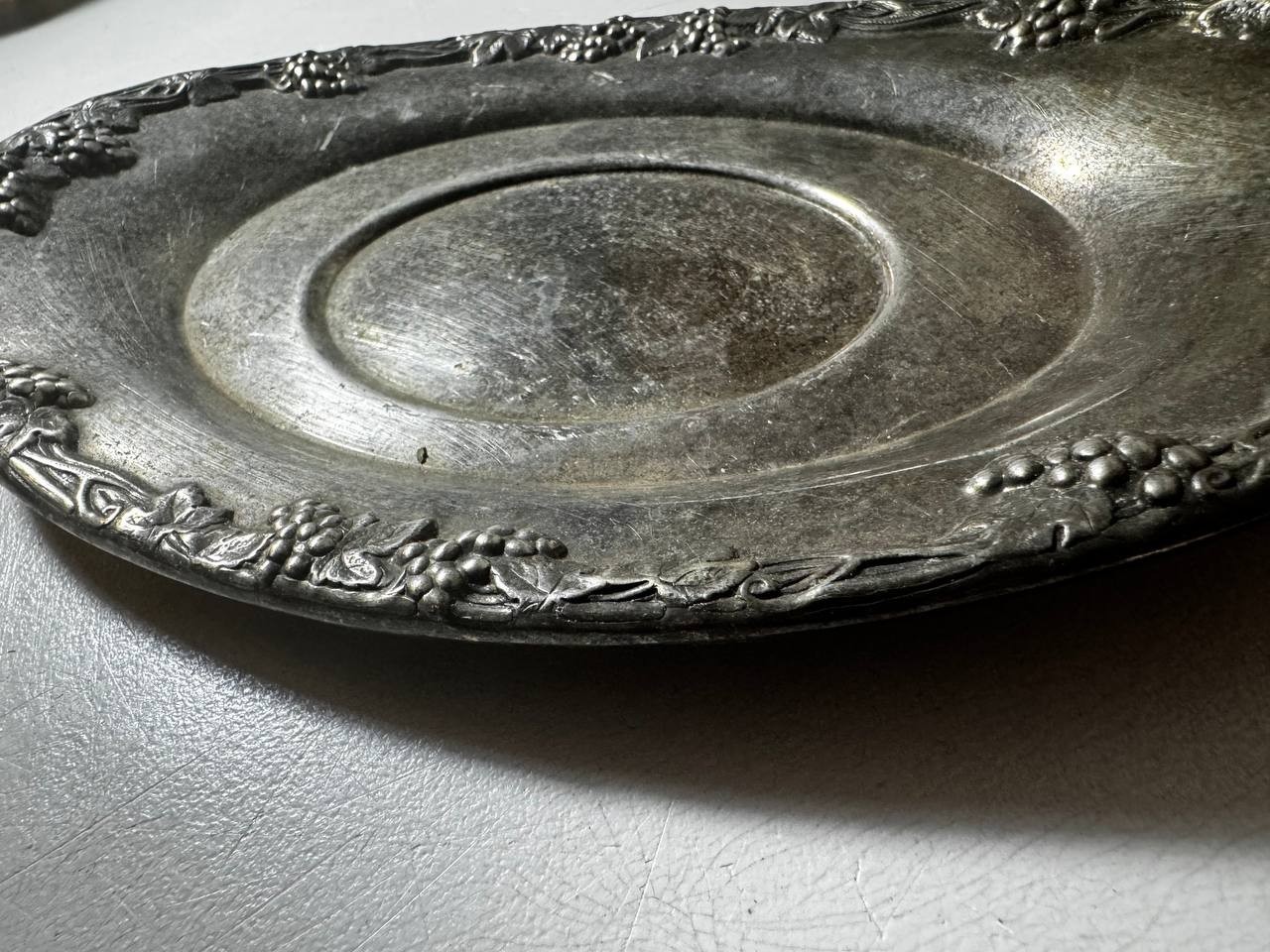 Vintage Silverplate Oval Bread Meat Serving Platter Ornate Grape Border Tray