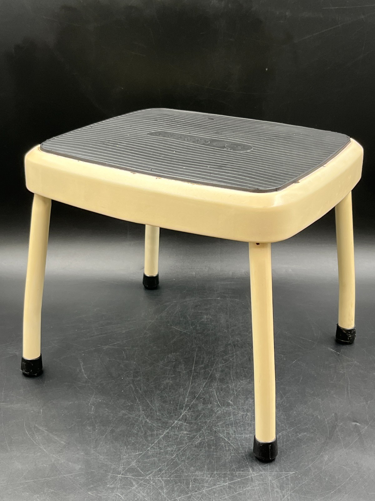 Vintage COSCO One-Step Metal STOOL Rubber Top 10×12 Cream/White 10.5 High