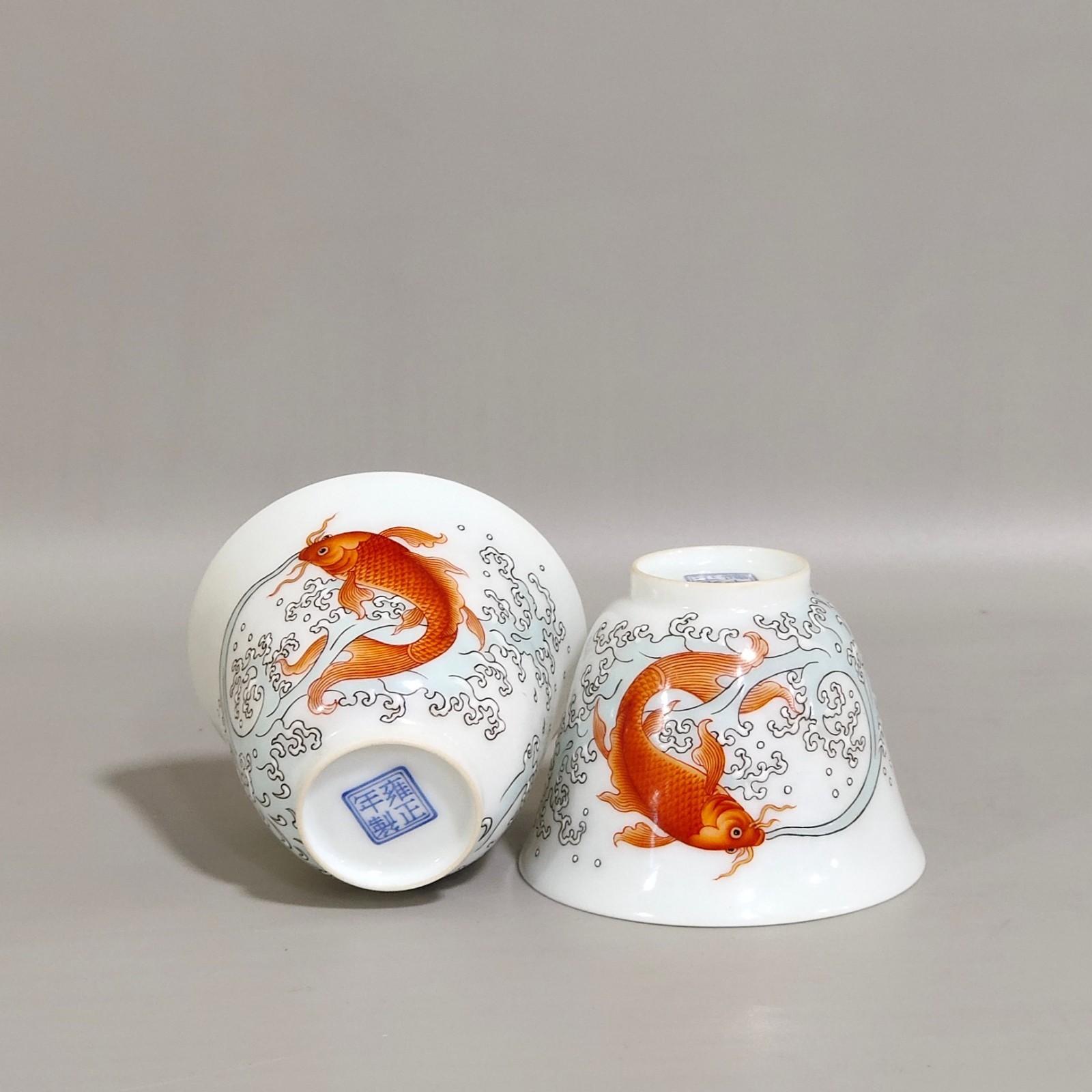 A Pair Fine Chinese Art Handmade Painting Famille Rose Porcelain Fish Cup A36