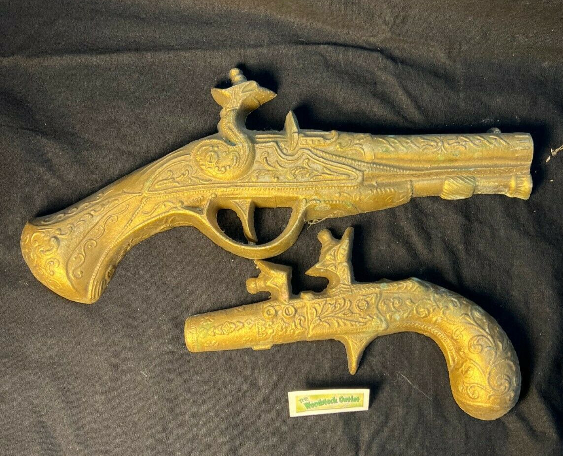 Vintage Metal Hoda Pistol Sign Plaque Decor Guns Wall Hanging Outdoor Man Cave