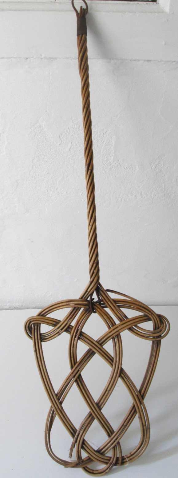 Vintage Wicker/Rattan Rug Carpet Beater 33″ High Cottage Core/Farmhouse
