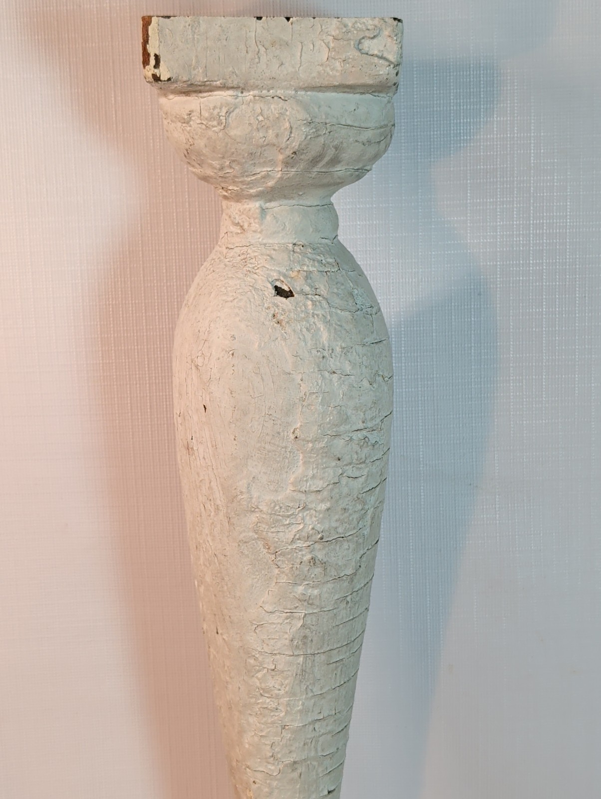 Vtg Primitive Spindle White Chippy Architectural Baluster Cottage Core 16 x 3″