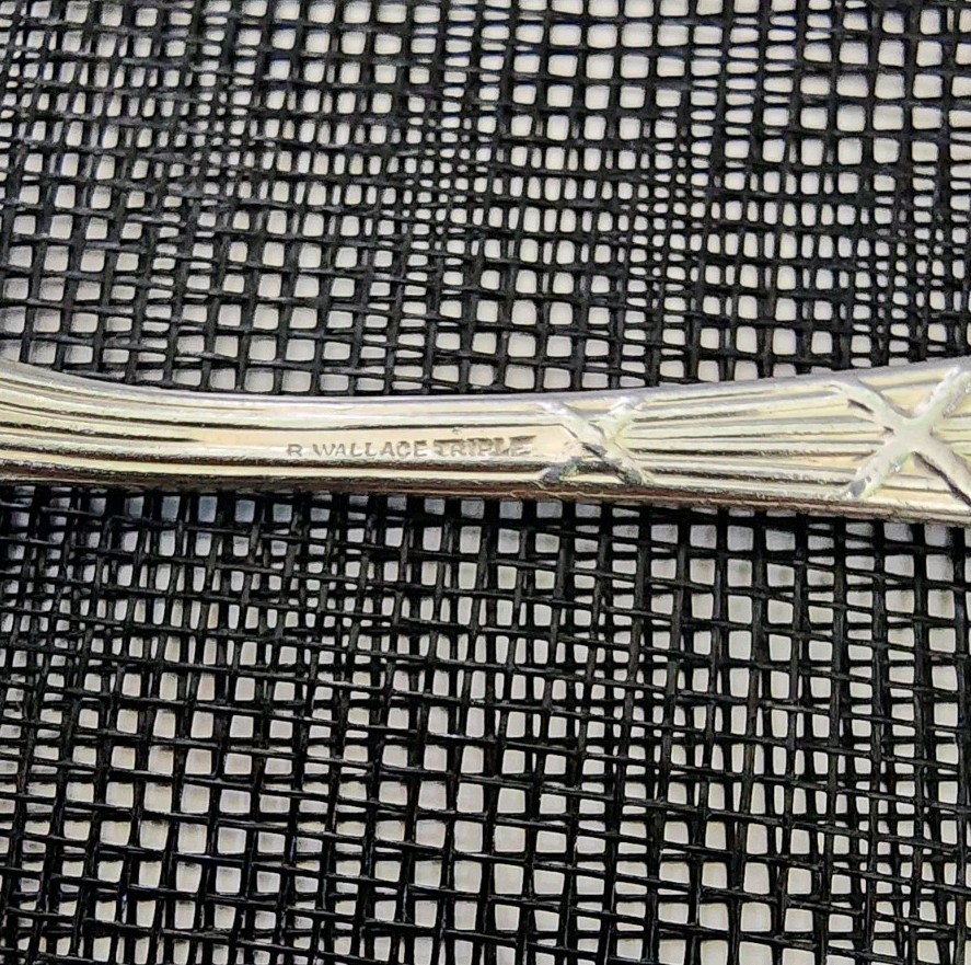 ANTIQUE R WALLACE SILVERPLATED EMPIRE STYLE DEMITASSE COFFEE SPOON w/LION LOGO☕