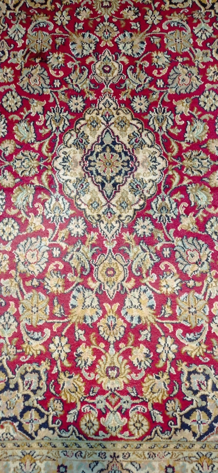 COLLECTORS ITEM Vintage Stunning Natural Silk Authentic Oriental Hereke Carpet