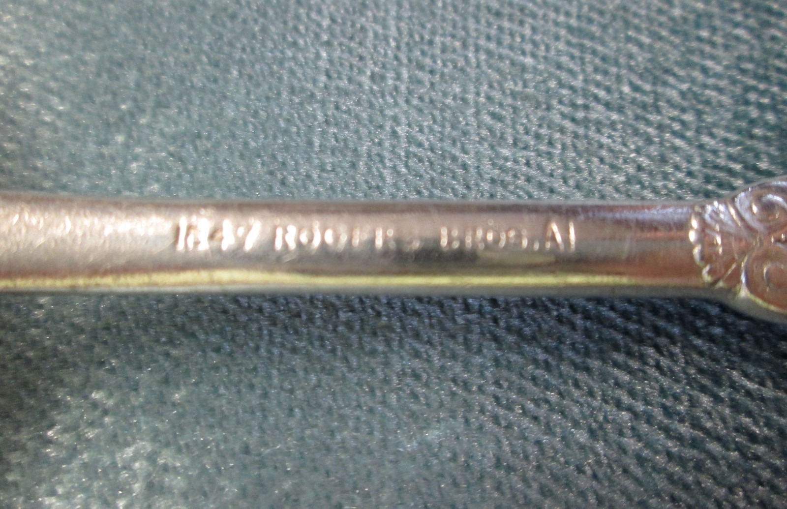 ARCADIAN 1884 Large Serving Spoon Rogers Silverplate Engraved Bowl No Monogram