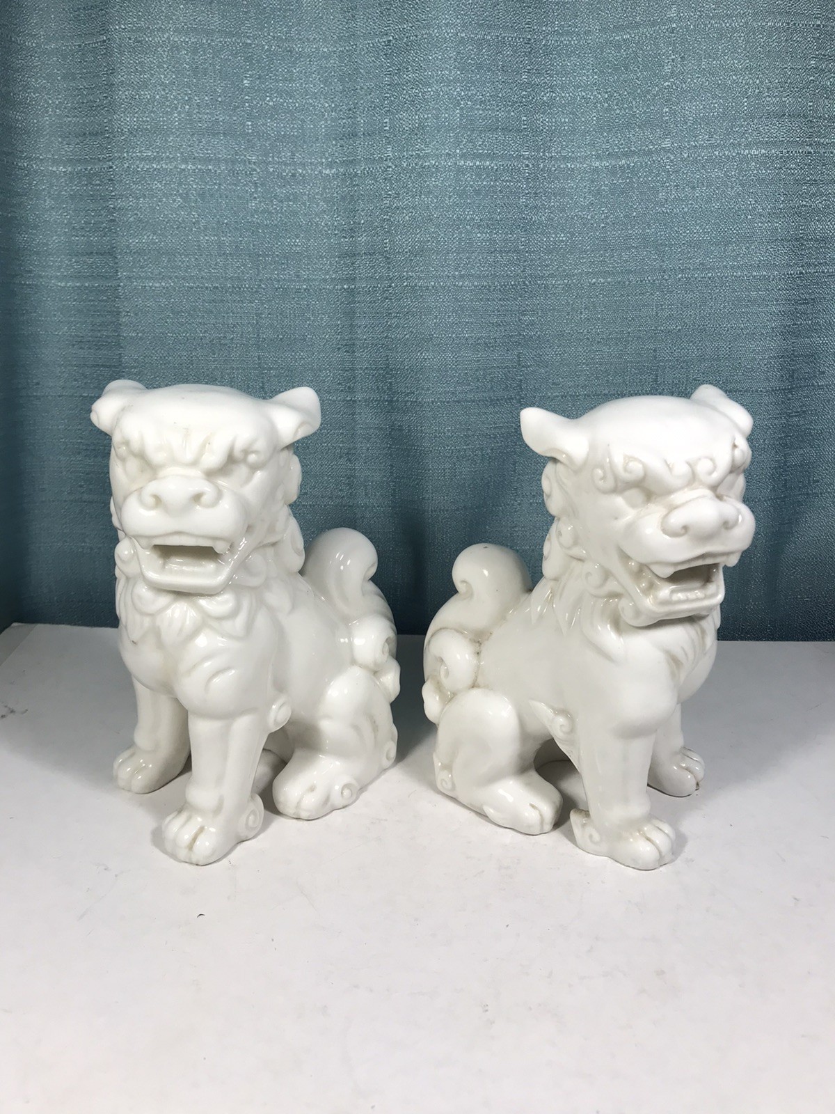 Antique Pair White Glass Foo Dogs 2 Shishi Lion 6 1/2 inch Mantle Dog