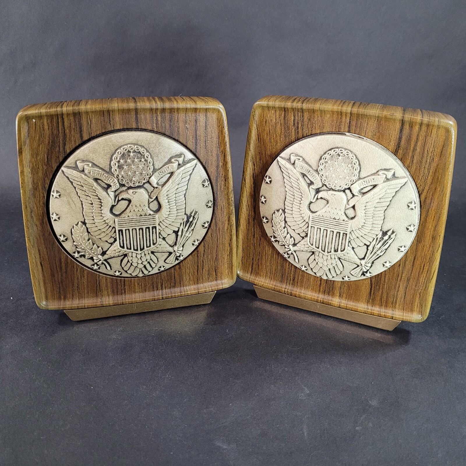 Seal of United States Eagle Bookends Mid Century Wood Grain Bakelite Pair