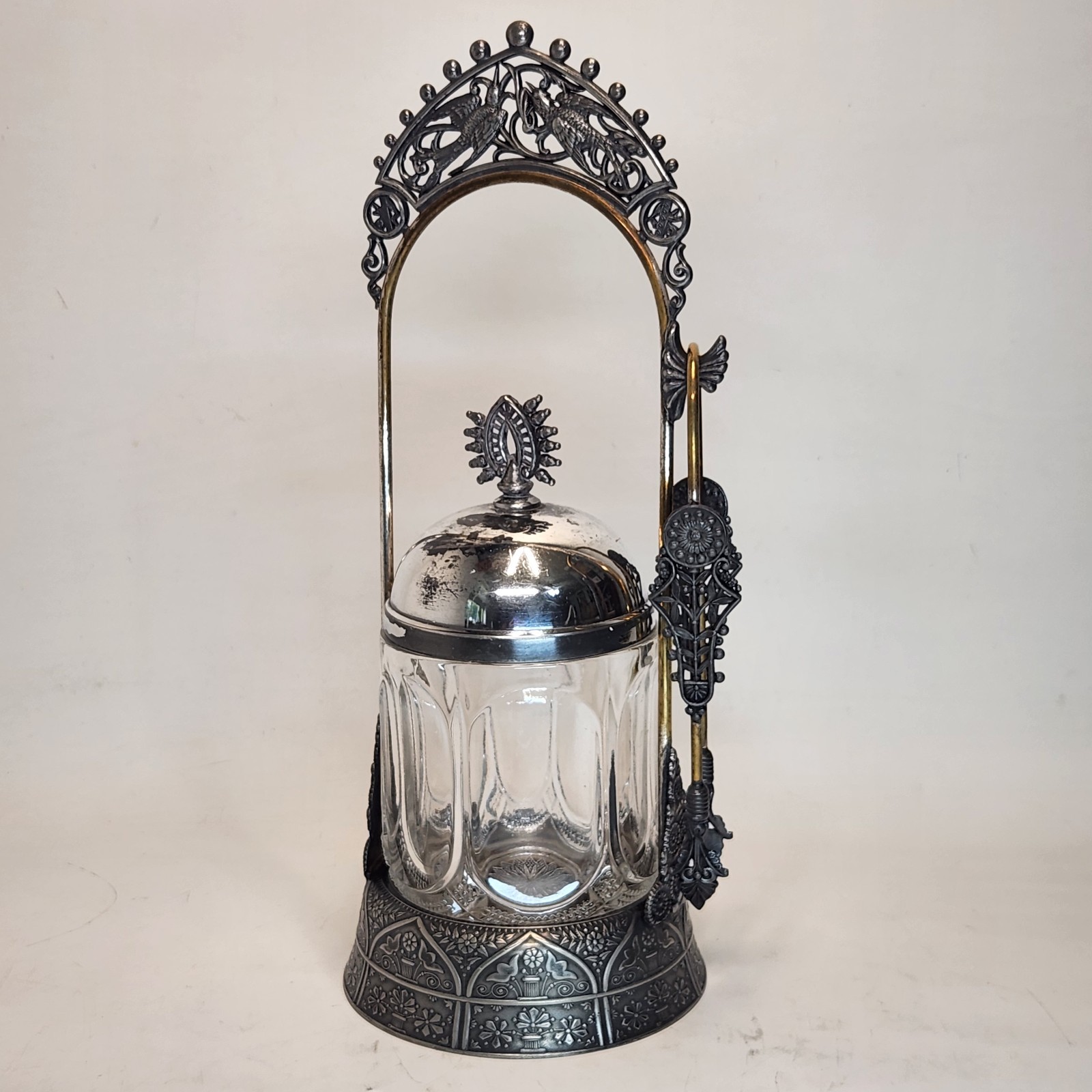 Hartford Silver Plate Co. Pickle Castor w/Clear Cut Glass Insert Pheonix 1880’s