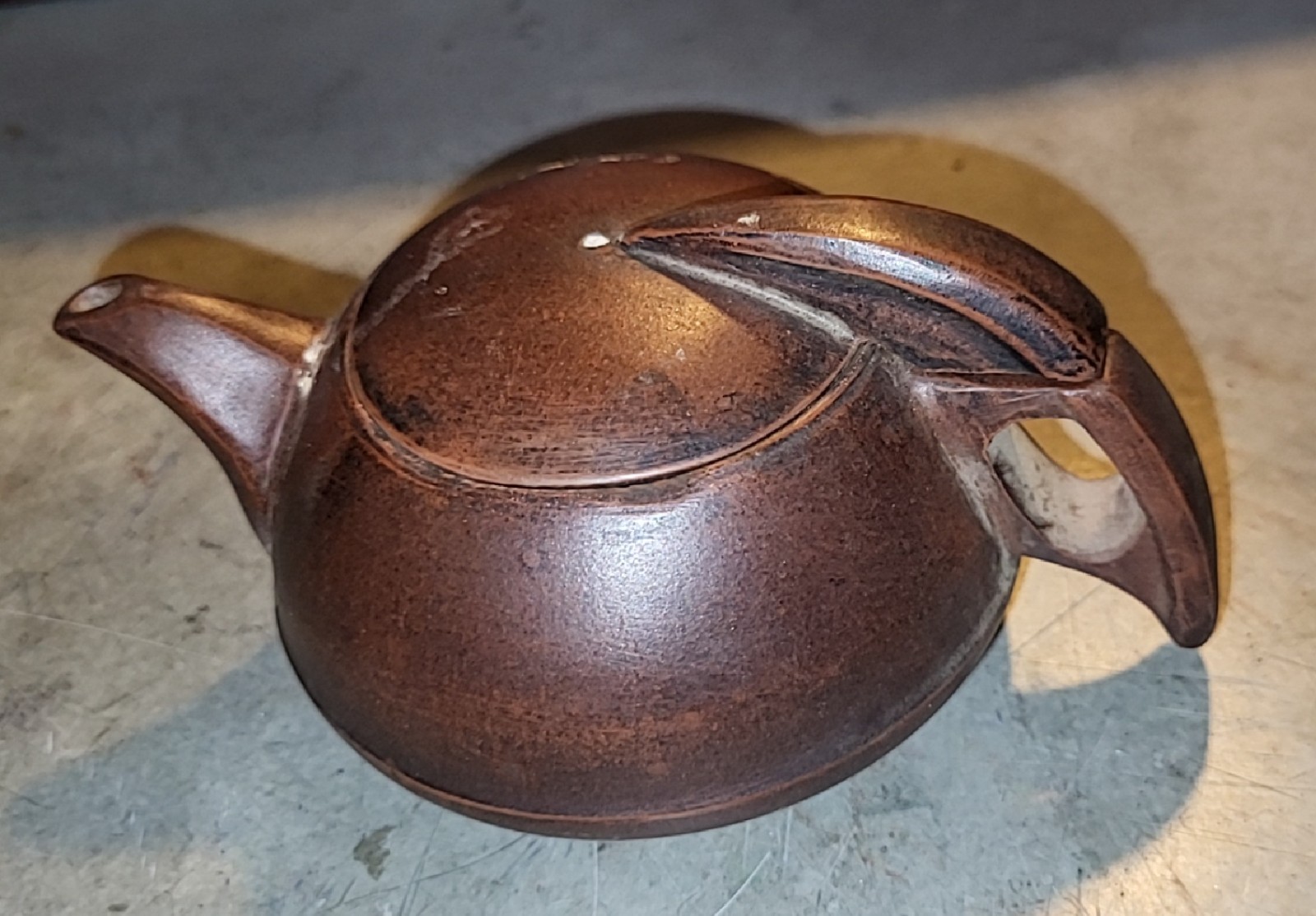Liu Lanfang Arrow-Shaped Zisha Teapot 刘兰芳箭形紫砂壶 h6-1
