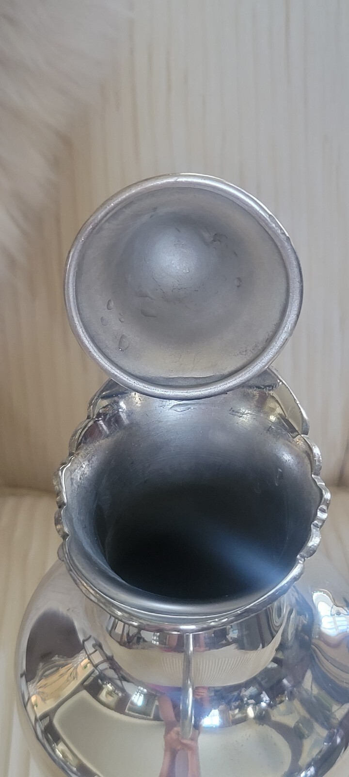 Vintage Eureka Silver Co Quadruple Plate 1004 Silver Plate Rose Coffee Pot