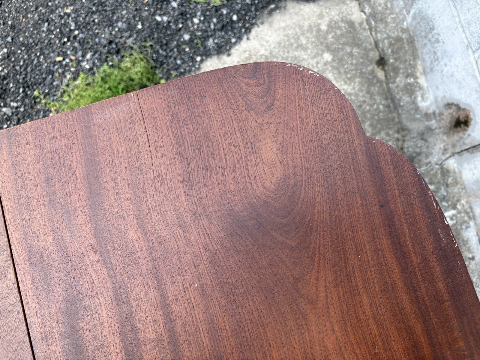 Vintage Solid Mahogany Drop Leaf Gateleg Table – Carved Jacobean Style