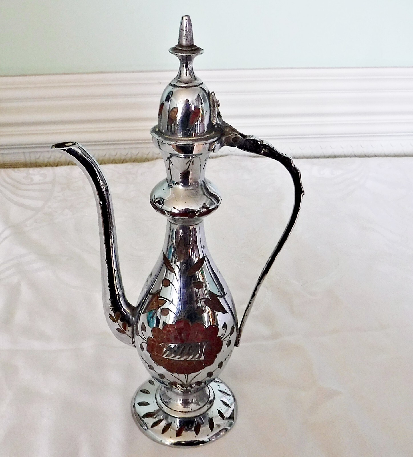 ETCHED VINTAGE/ANTIQUE SILVER PLATE INLAID INDIAN TEA POT B.S. INDIA 355.A 9″H