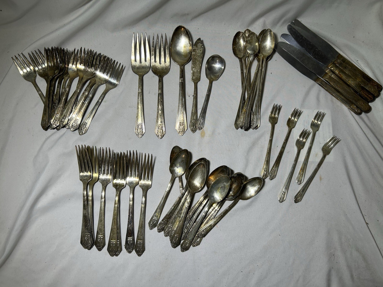 Antique Royal Saxony 64 pic Silverware Silverplate Matching Set Fork Knife Spoon