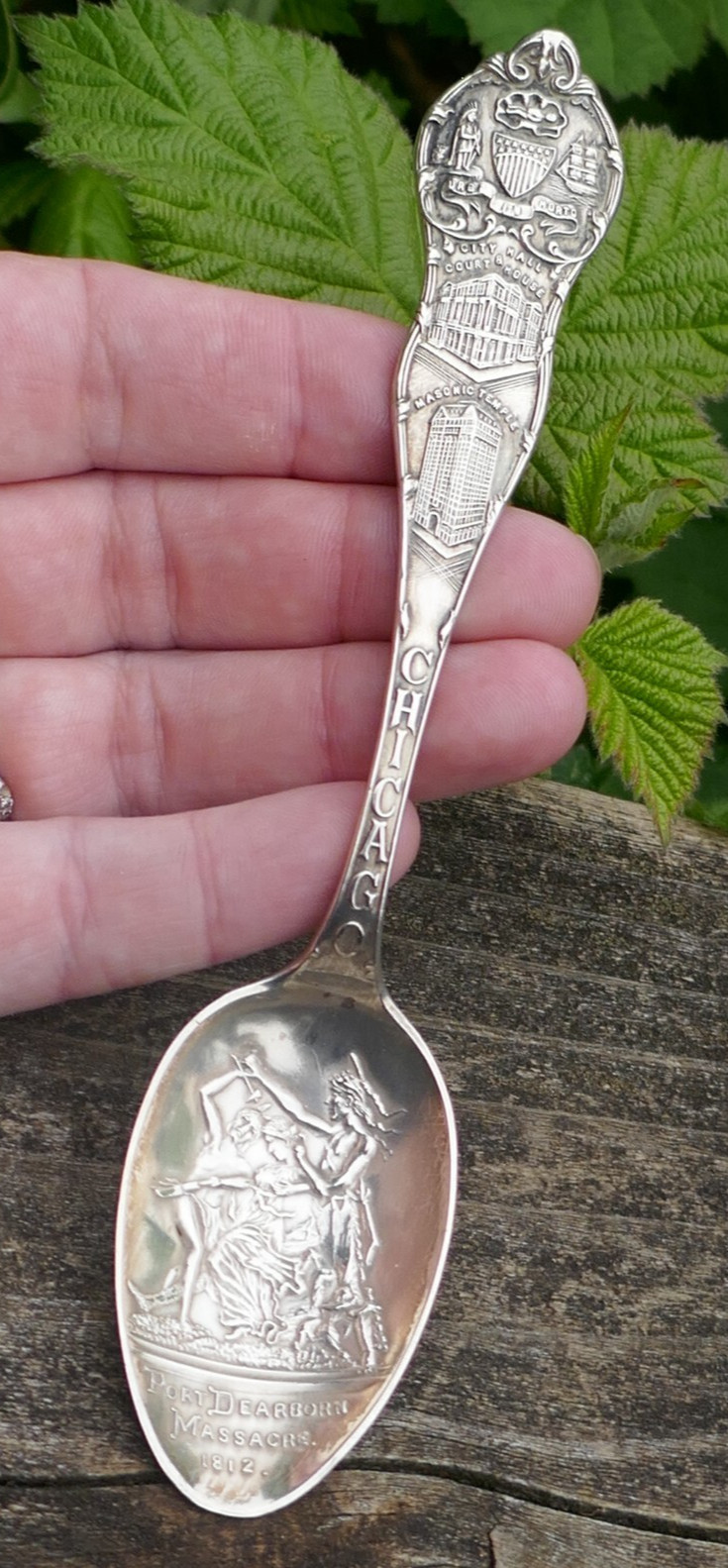 Antique Sterling Fort Dearborn Massacre 1812 Chicago, Illinois Souvenir Spoon