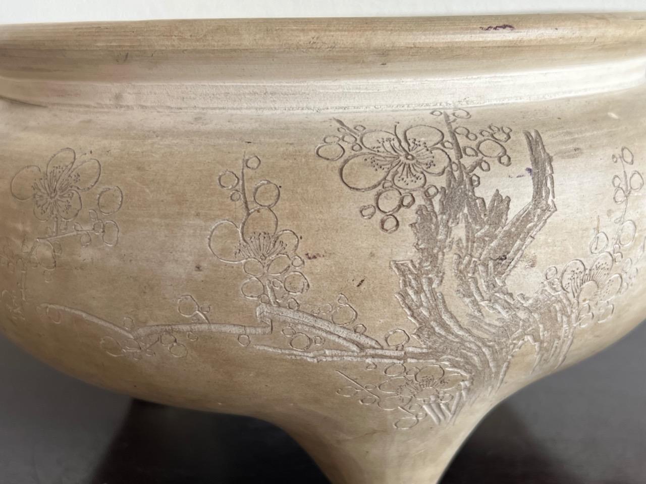 Chinese Qing Dynasty Clay Incense Burner / W 32[cm] / Plate Ming Censor Bowl Pot