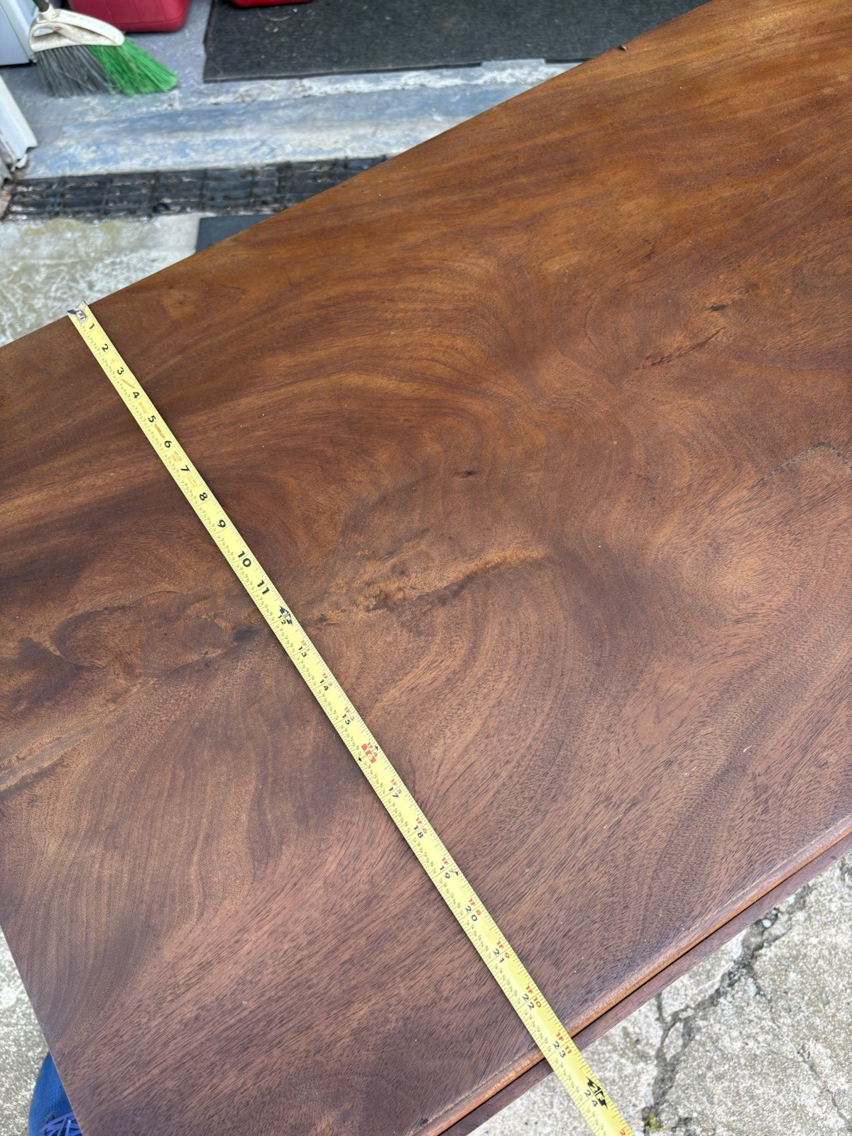 Vintage Solid Mahogany Drop Leaf Gateleg Table – Carved Jacobean Style