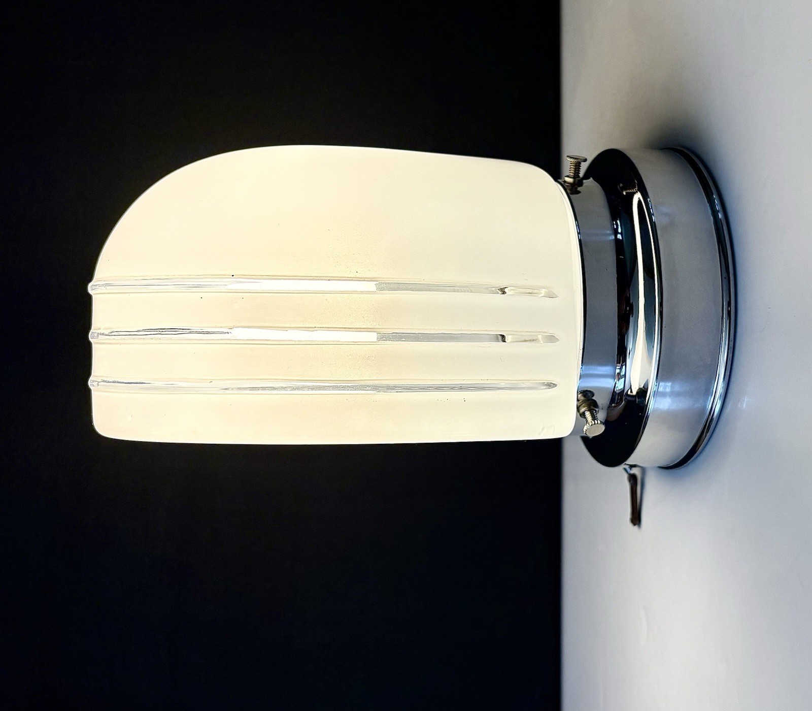 Antique Art Deco Light Sconce Wall Fixture Original 1930s 1940s Atomic Retro