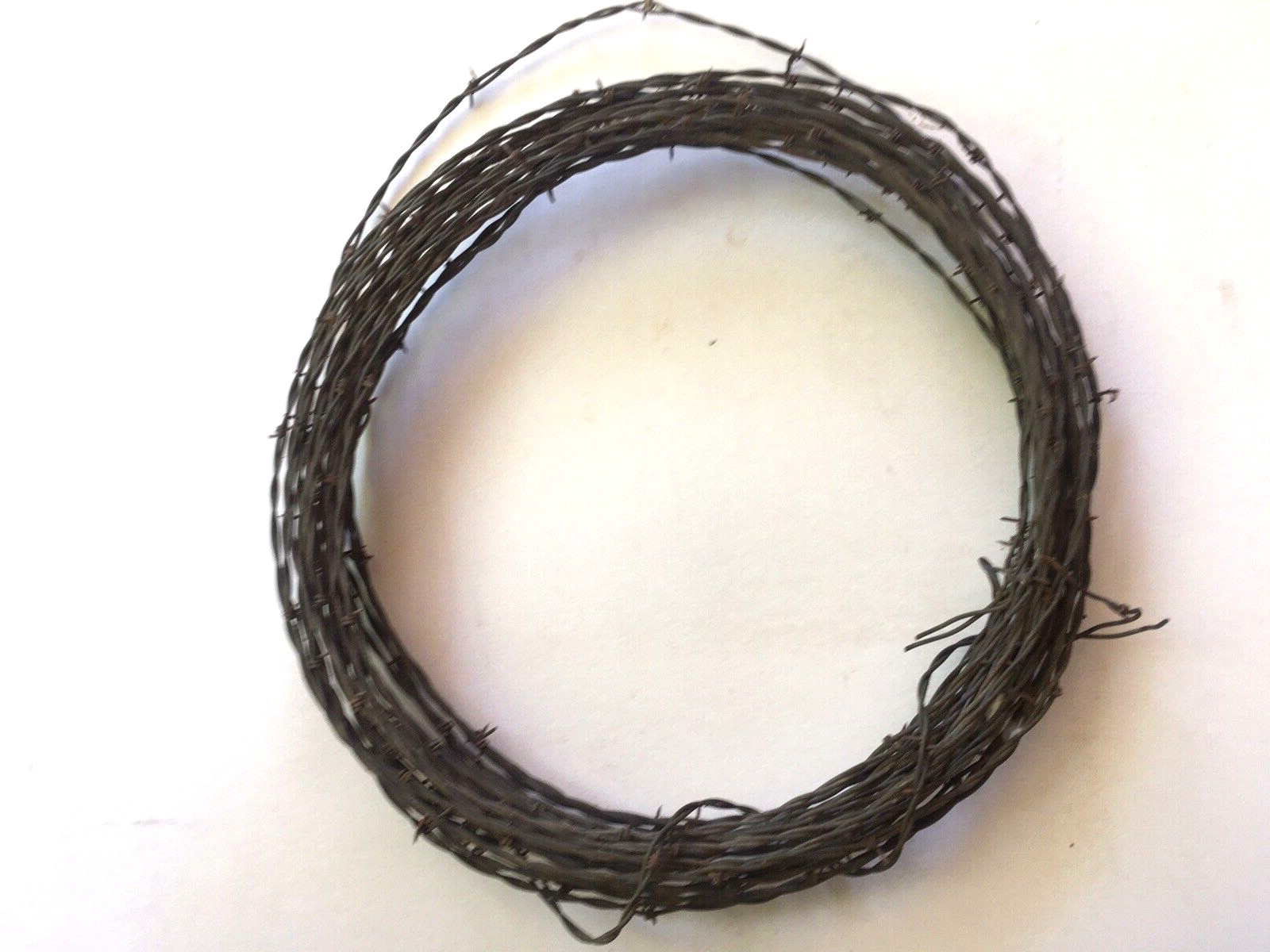 Vtg Antique Old Metal Rusty Barbed Wire Rustic Western Wall Decor Wreath GLIDDEN